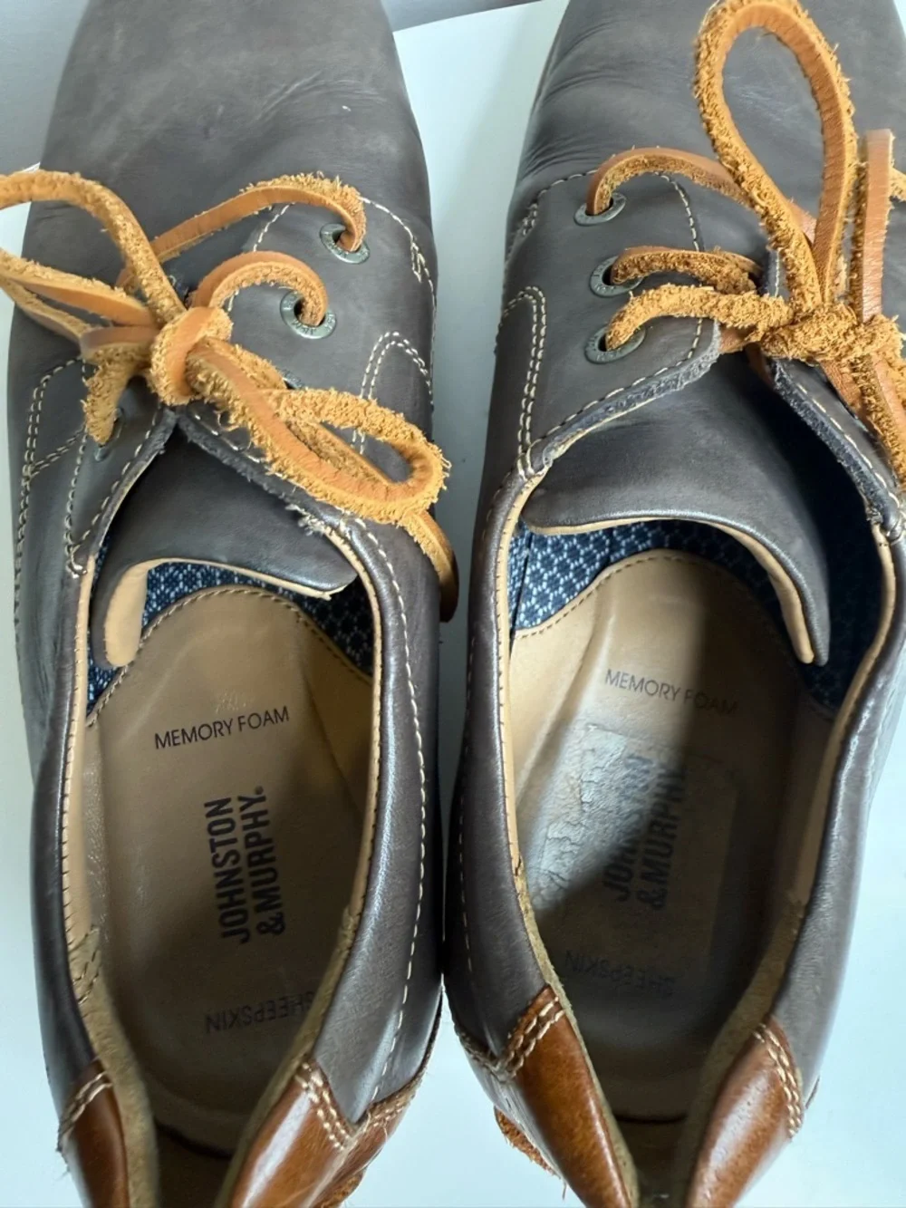 Johnston & Murphy Gray Leather Casual Lace-Ups with Tan Accents